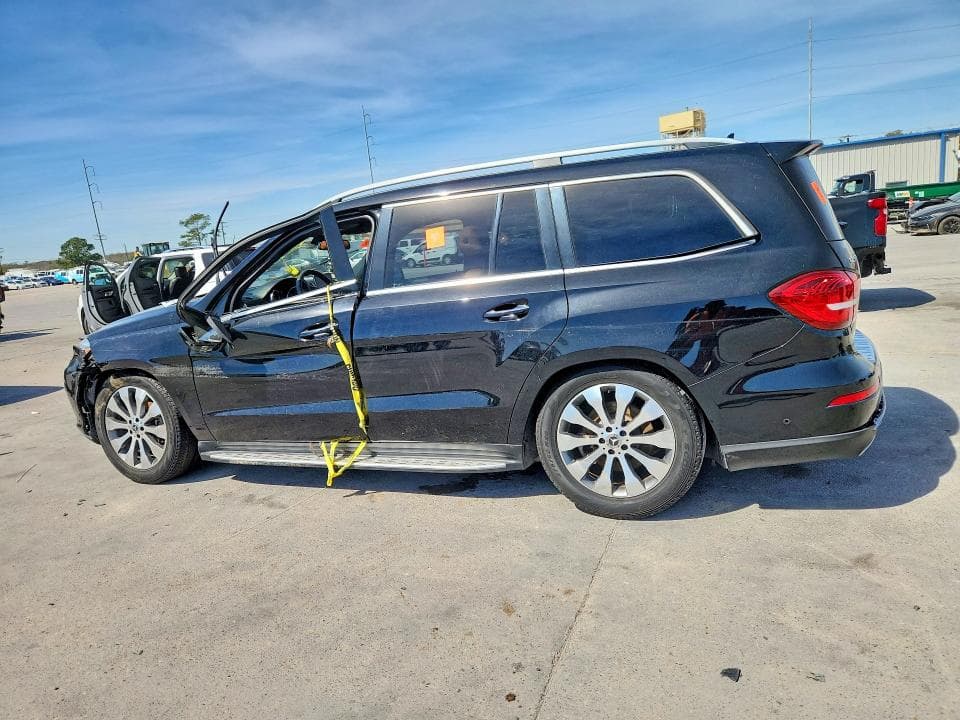 2019 MERCEDES-BENZ GLS 2