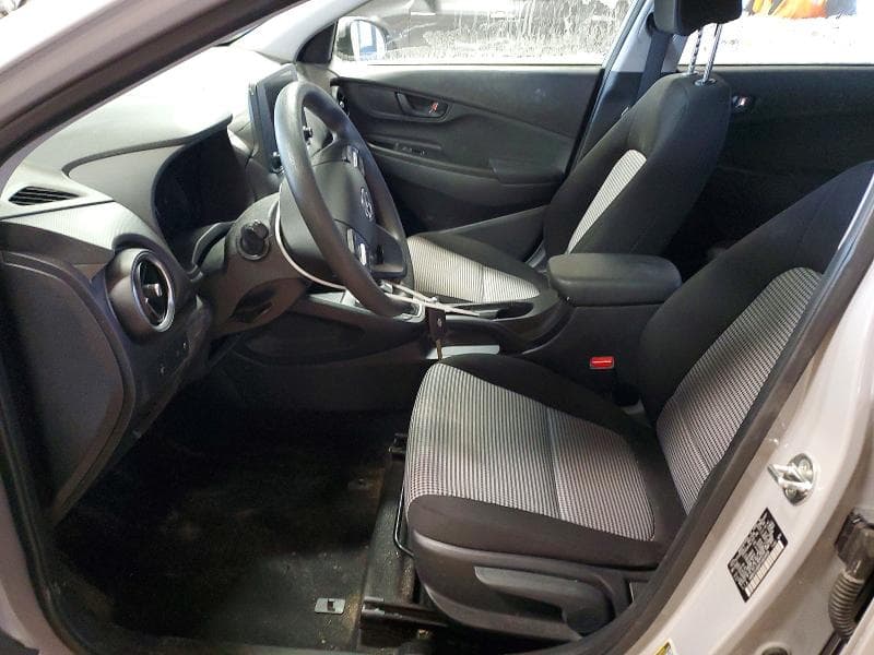 2023 HYUNDAI KONA SE 7