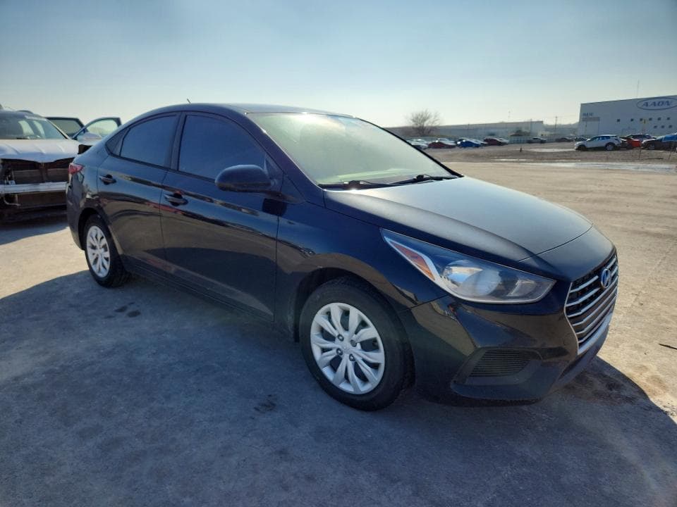 2020 HYUNDAI ACCENT SE 4