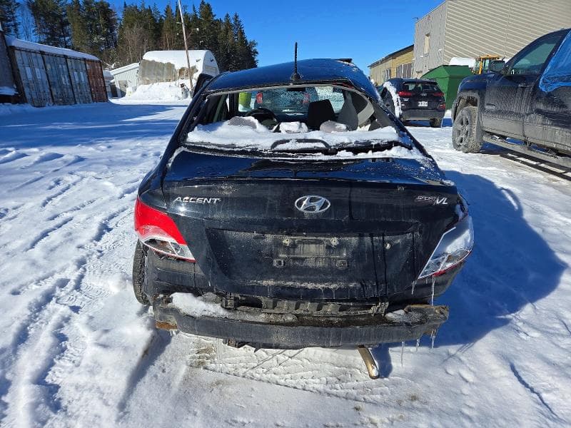 2017 HYUNDAI ACCENT SE 6