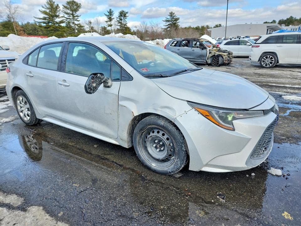 2022 TOYOTA COROLLA LE 4