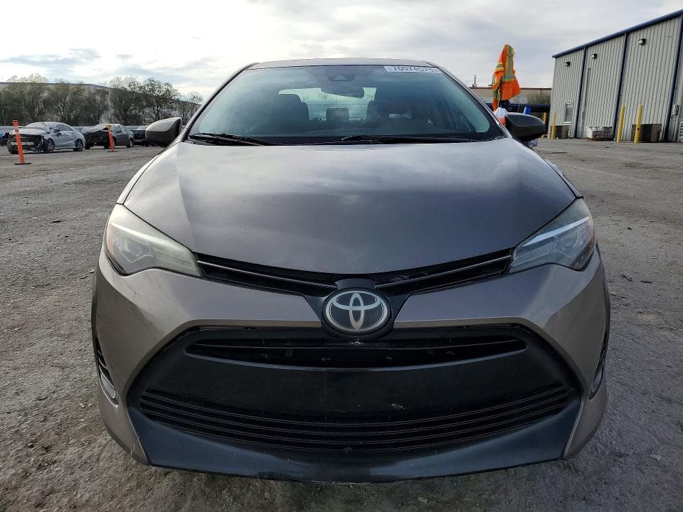 2017 TOYOTA COROLLA LE 5