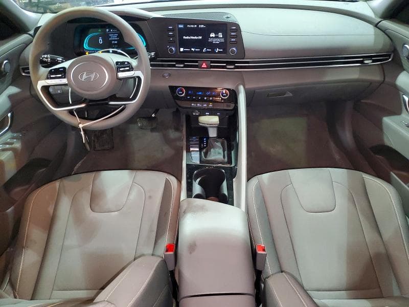 2026 HYUNDAI ELANTRA 8