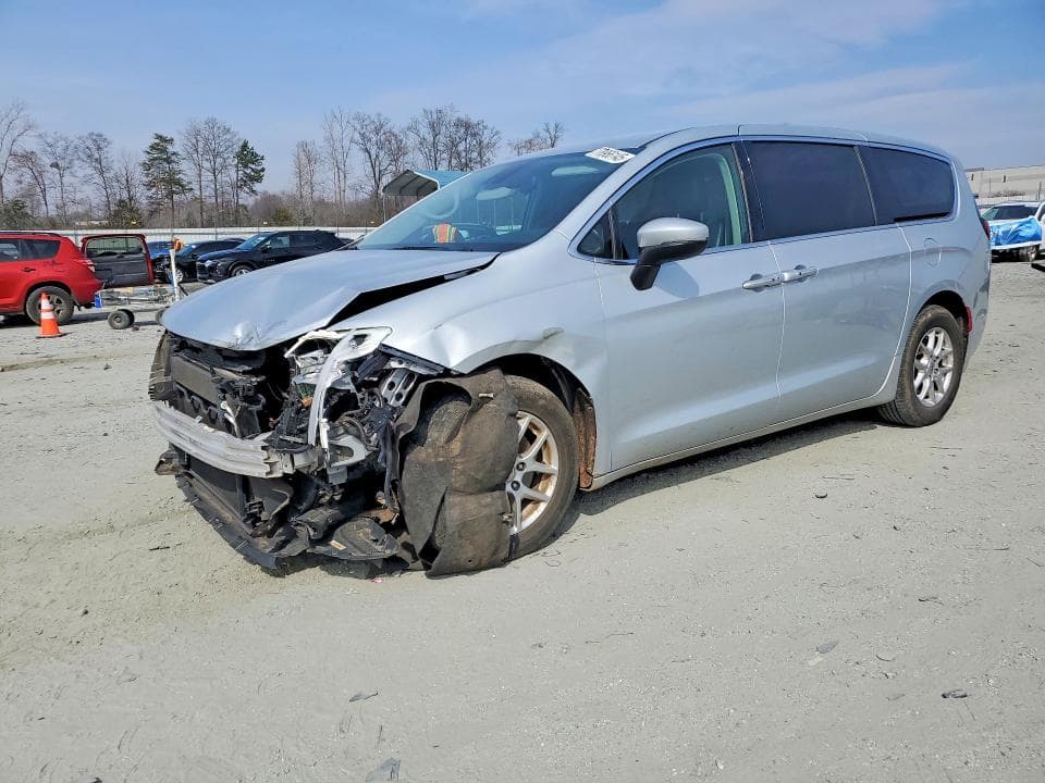 2023 CHRYSLER PACIFICA TOURING L