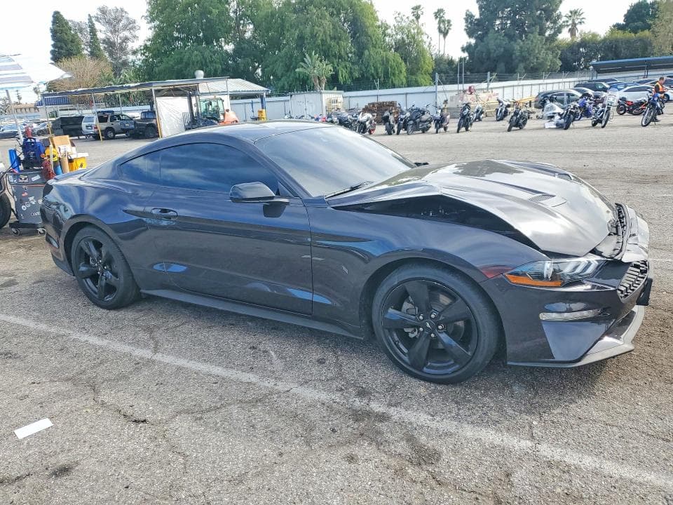 2022 FORD MUSTANG 4
