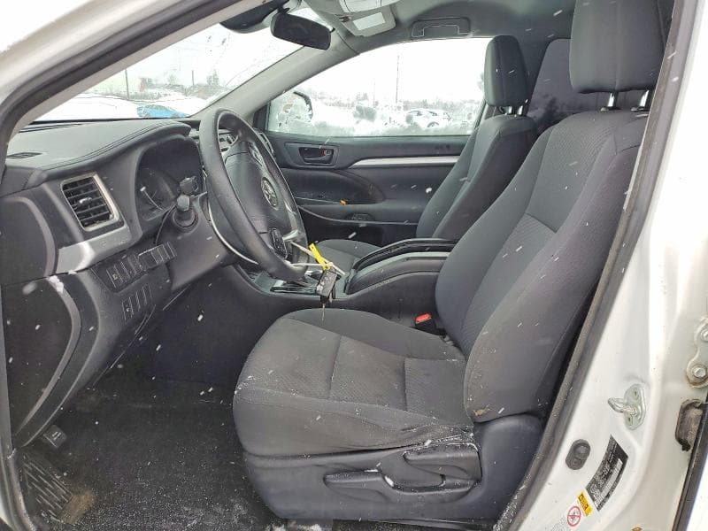 2018 TOYOTA HIGHLANDER LE 7