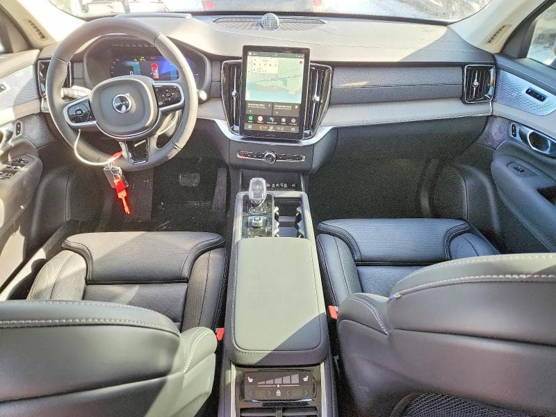 2026 VOLVO XC90 ULTRA 8