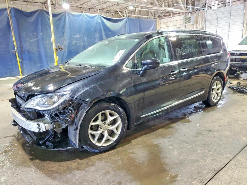 2017 CHRYSLER PACIFICA TOURING L PLUS