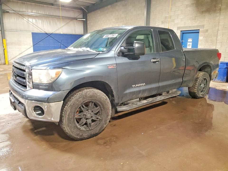 2010 TOYOTA TUNDRA
