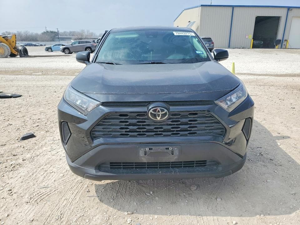 2022 TOYOTA RAV4 LE 5