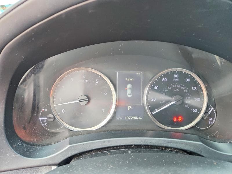 2017 LEXUS IS 300 BASE 9