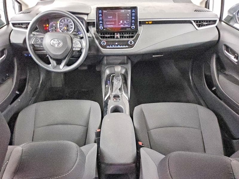 2021 TOYOTA COROLLA LE 8