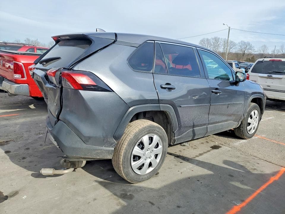 2023 TOYOTA RAV4 LE 3