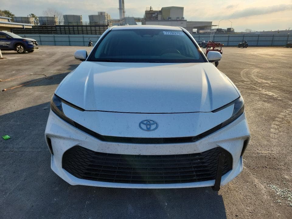 2025 TOYOTA CAMRY XSE 5