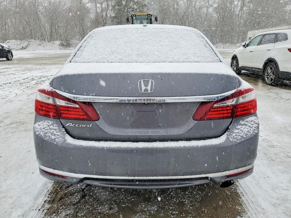 2017 HONDA ACCORD EX 6