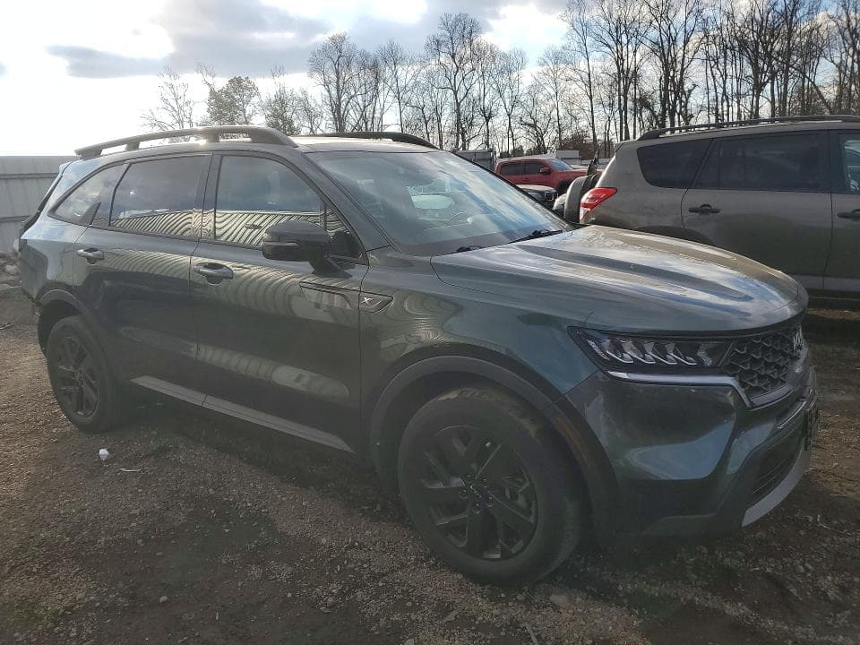 2022 KIA SORENTO S 4
