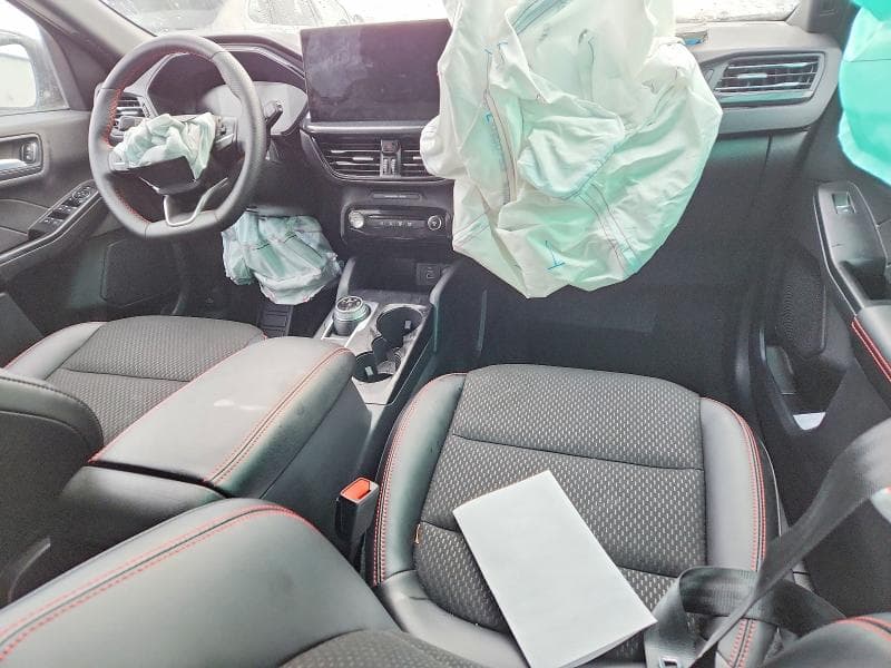 2026 FORD ESCAPE ST LINE 8