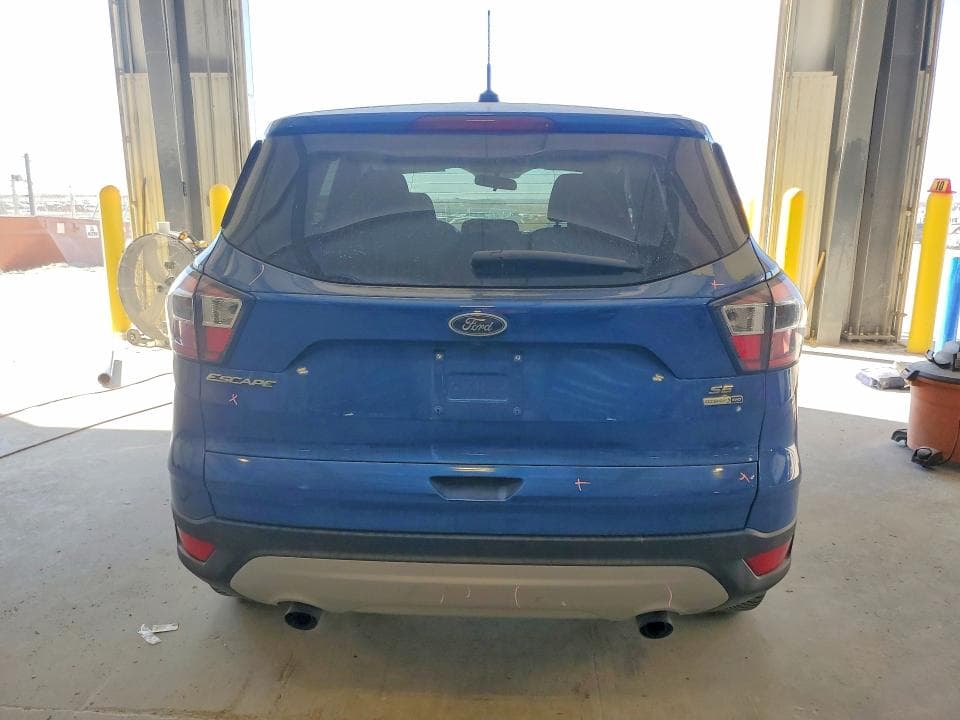2017 FORD ESCAPE SE 6