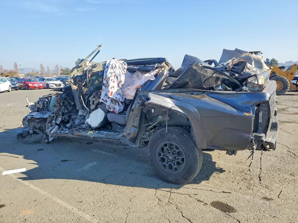 2019 TOYOTA TACOMA DOUBLE CAB 2