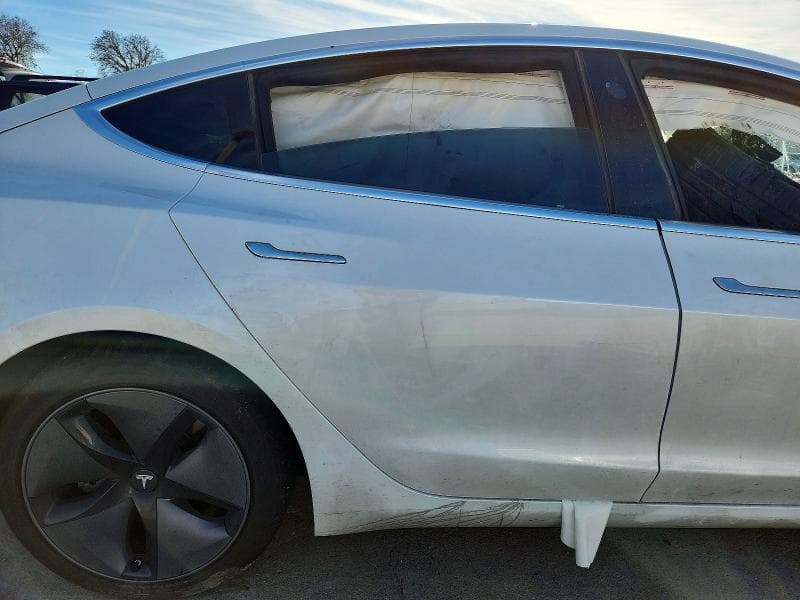 2019 TESLA MODEL 3 10