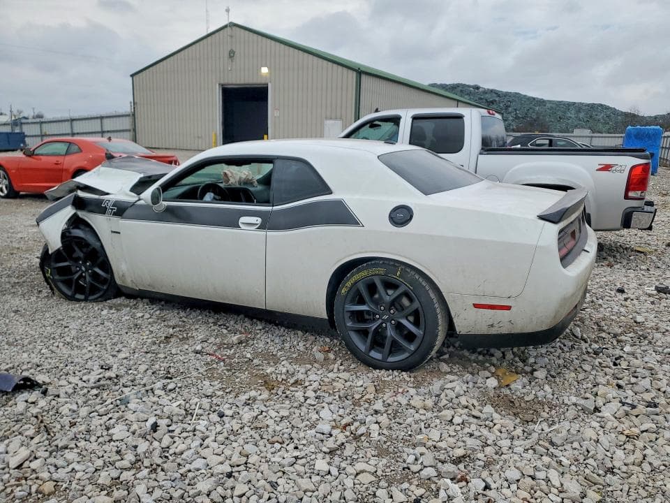 2019 DODGE CHALLENGER R/T 2