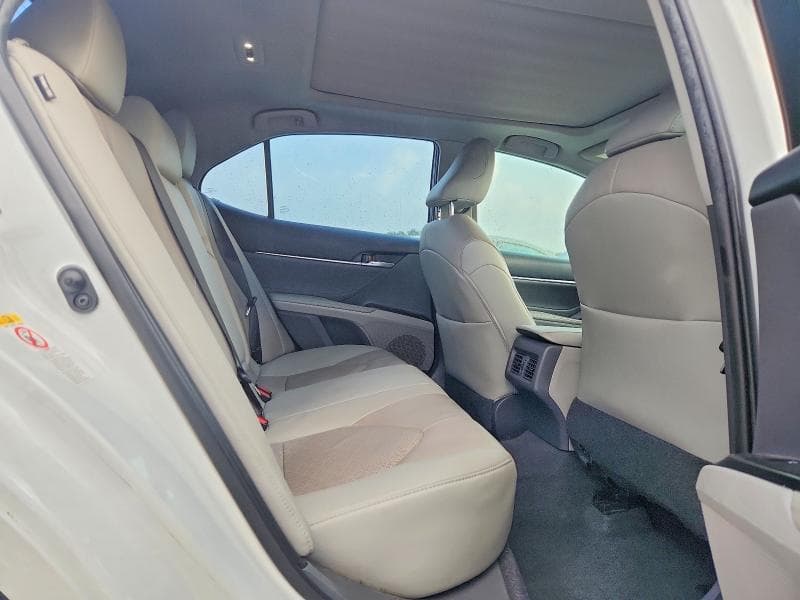 2018 TOYOTA CAMRY XSE 10
