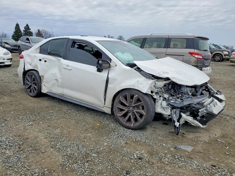 2021 TOYOTA COROLLA SE 4