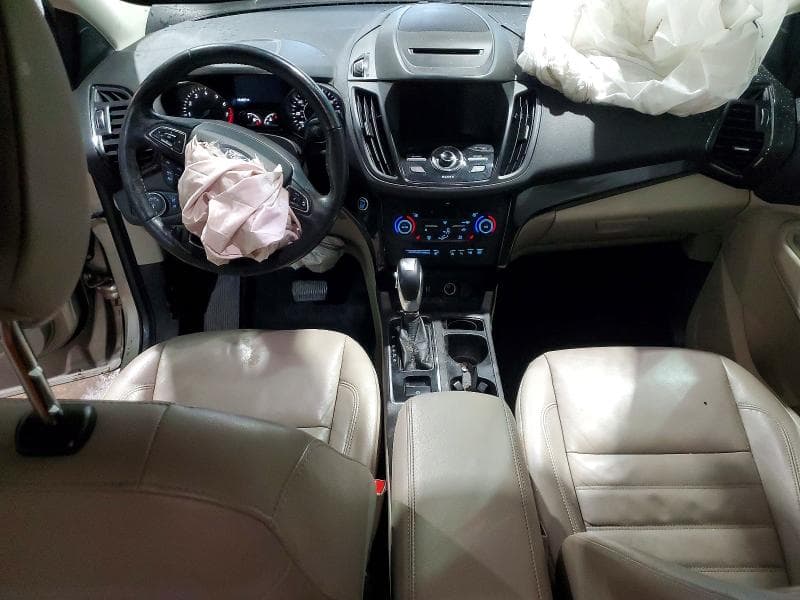 2018 FORD ESCAPE TITANIUM 8