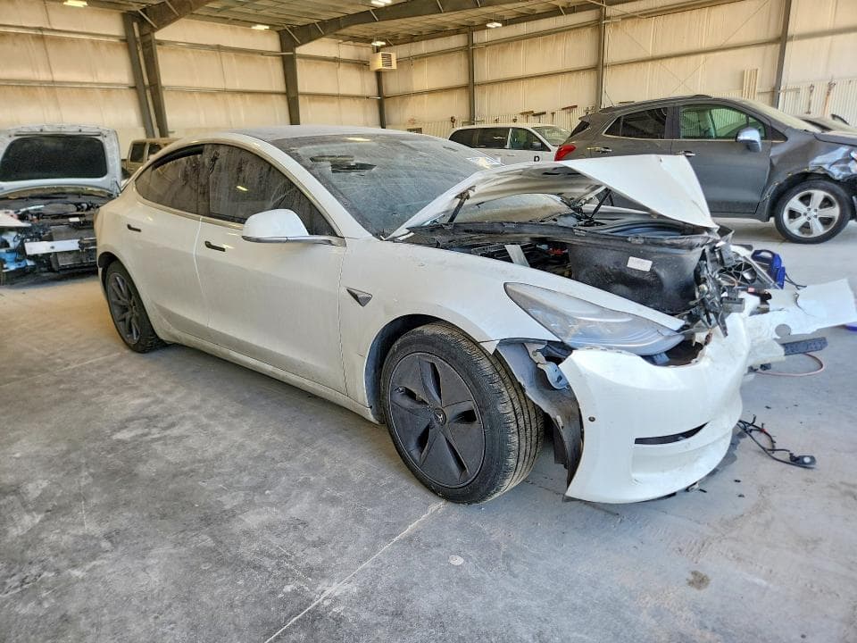 2020 TESLA MODEL 3 4