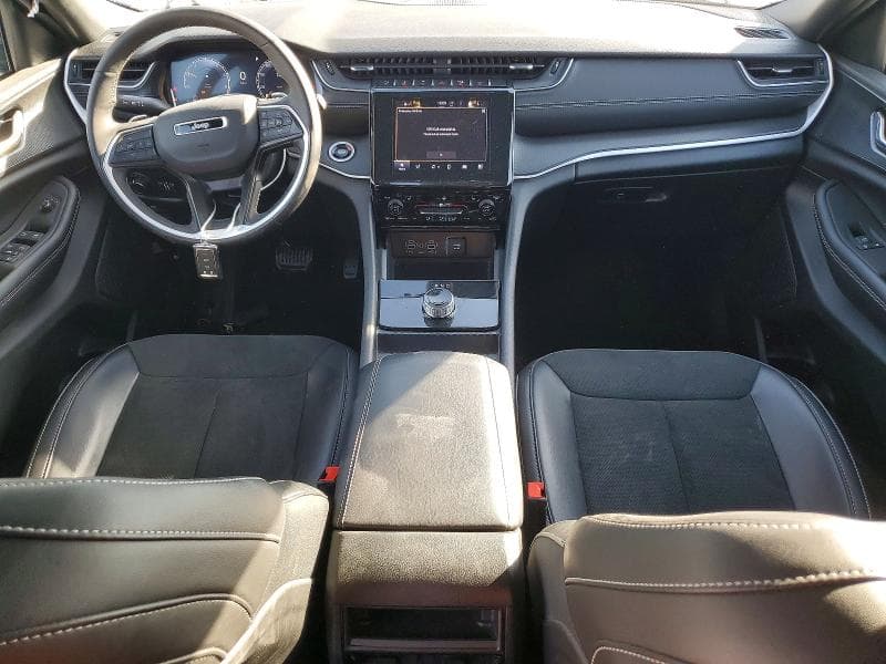 2025 JEEP GRAND CHEROKEE LAREDO 8