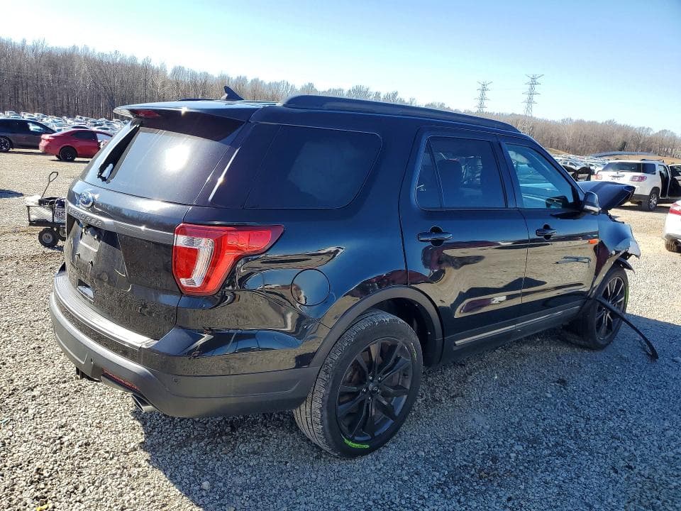 2019 FORD EXPLORER XLT 3