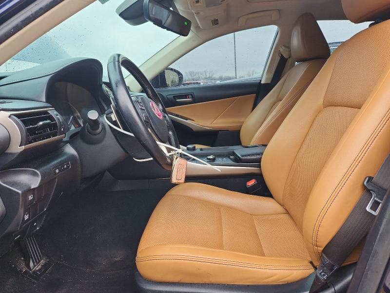 2017 LEXUS IS 300 BASE 7