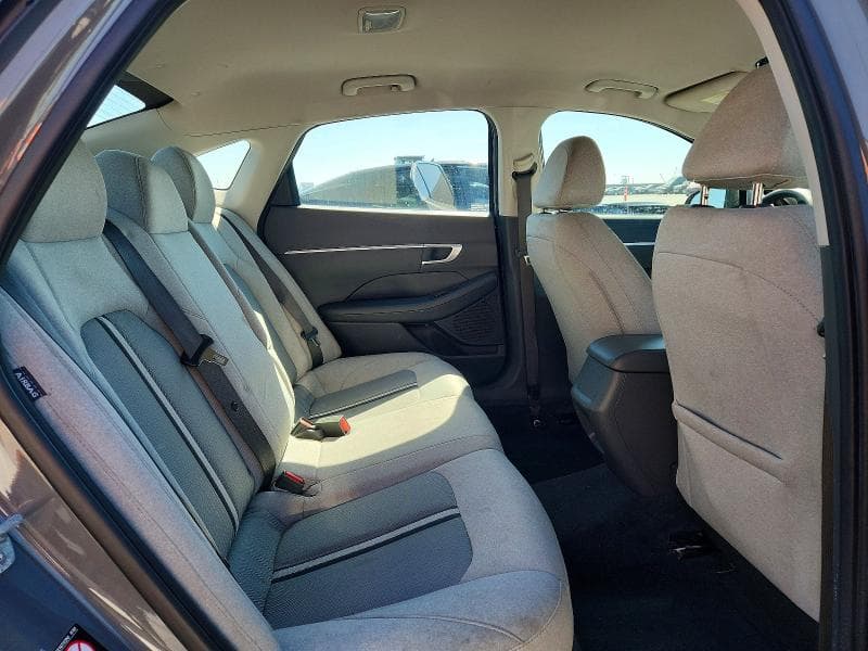 2020 HYUNDAI SONATA SE 10