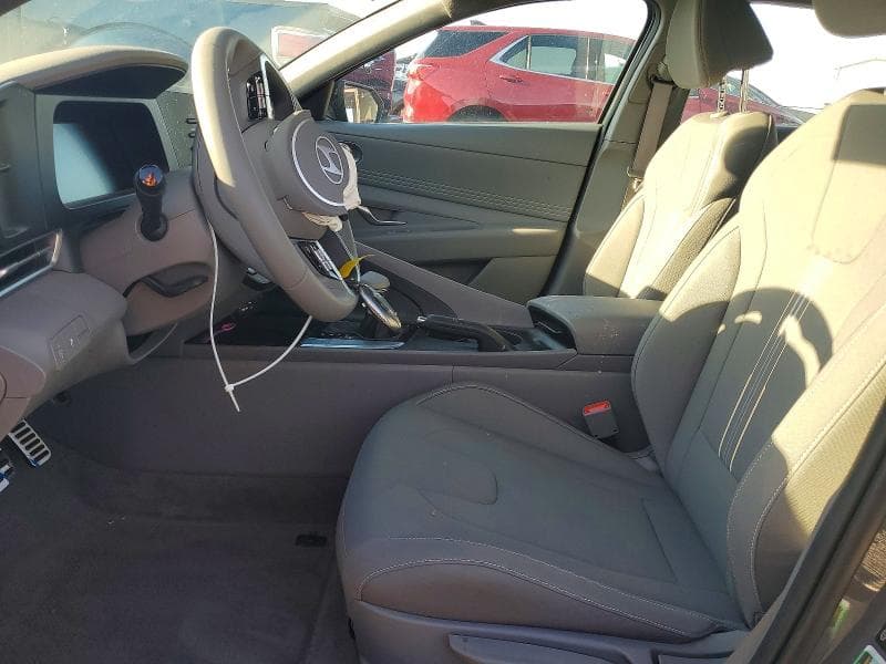 2025 HYUNDAI ELANTRA SEL SPORT 7
