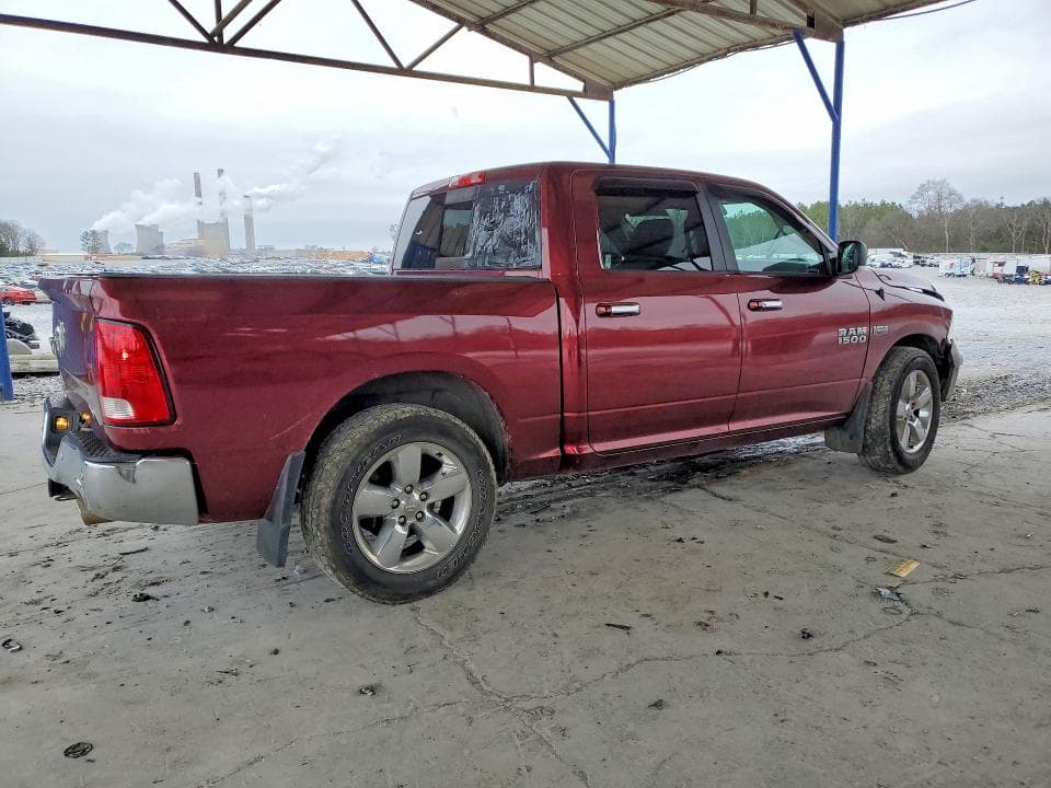 2018 RAM 1500 SLT 3