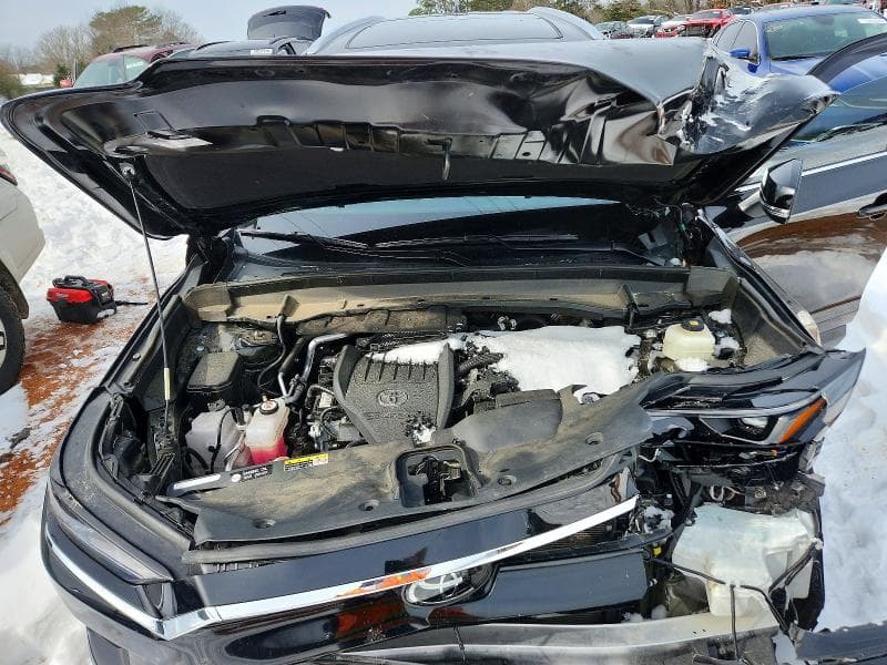 2024 TOYOTA GRAND HIGHLANDER XLE 12