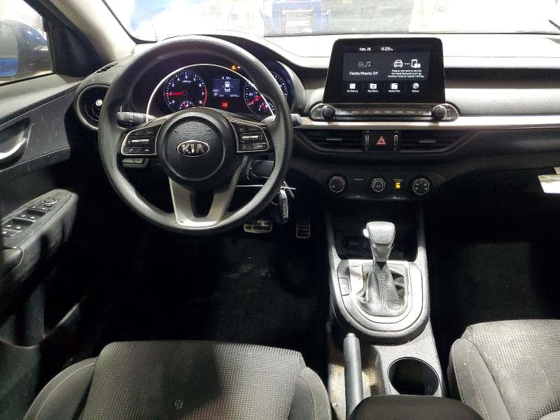 2021 KIA FORTE FE 8