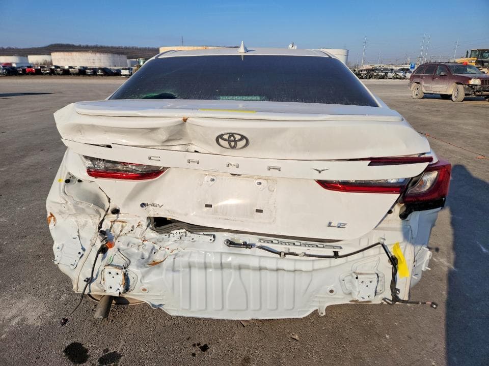 2025 TOYOTA CAMRY XSE 6