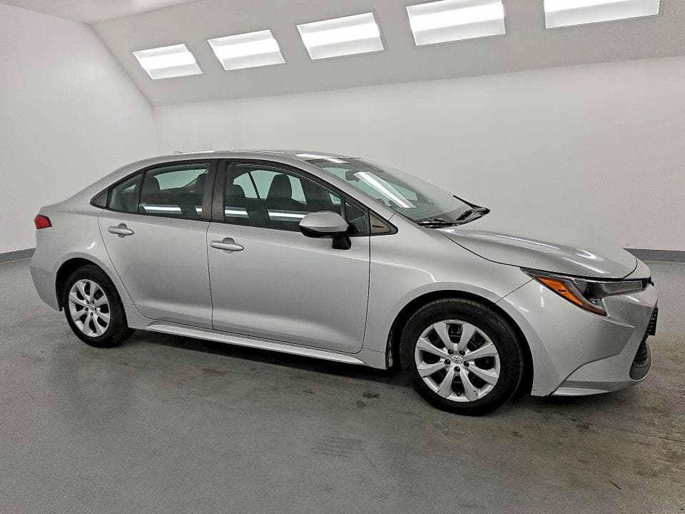 2022 TOYOTA COROLLA LE 4