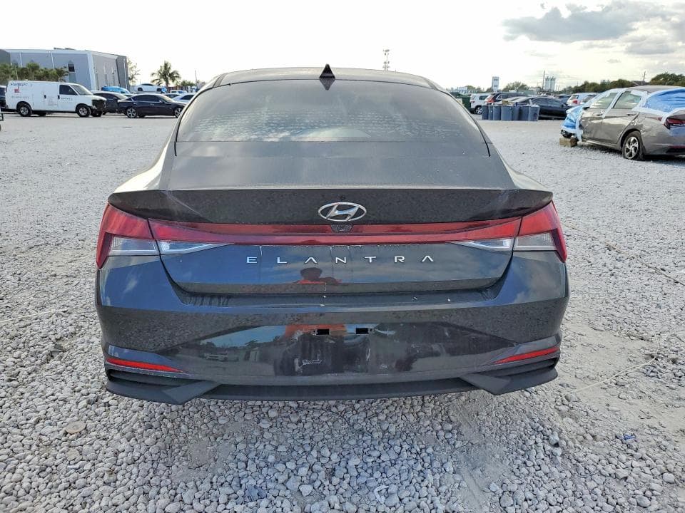 2022 HYUNDAI ELANTRA SEL 6
