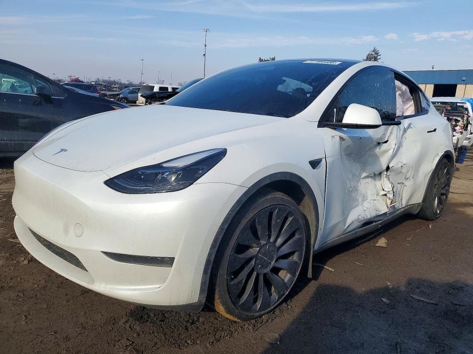 2023 TESLA MODEL Y