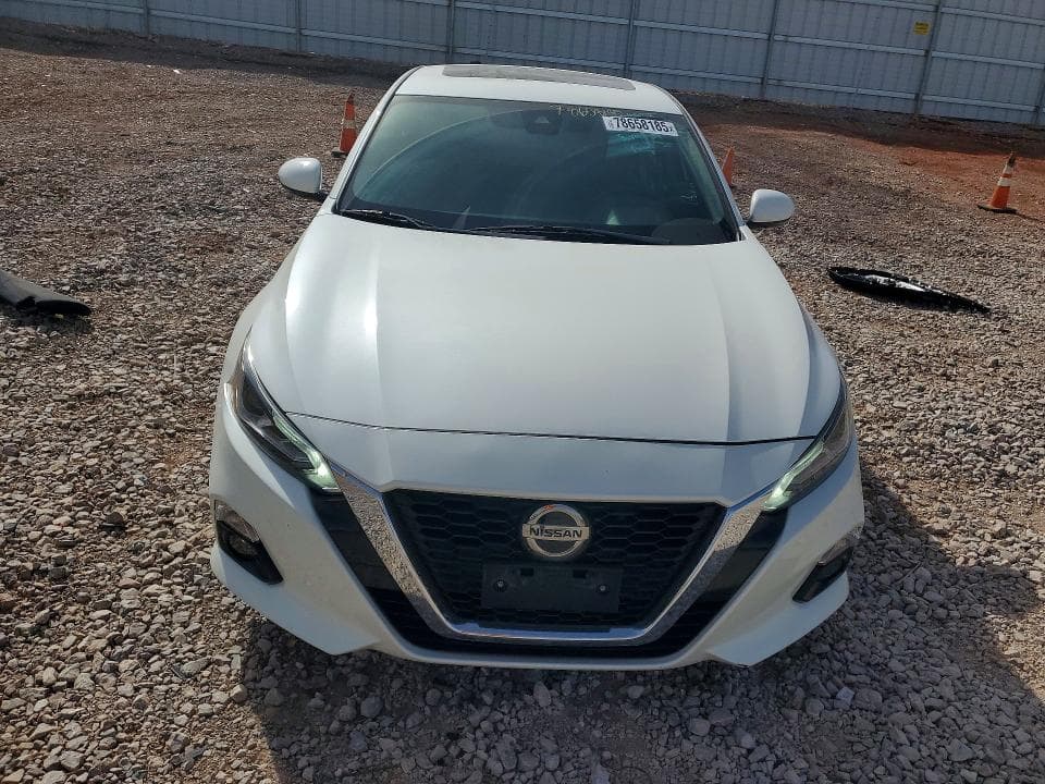 2019 NISSAN ALTIMA SV 5