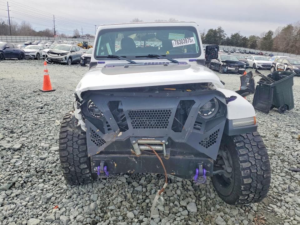 2018 JEEP WRANGLER UNLIMITED SAHARA 5