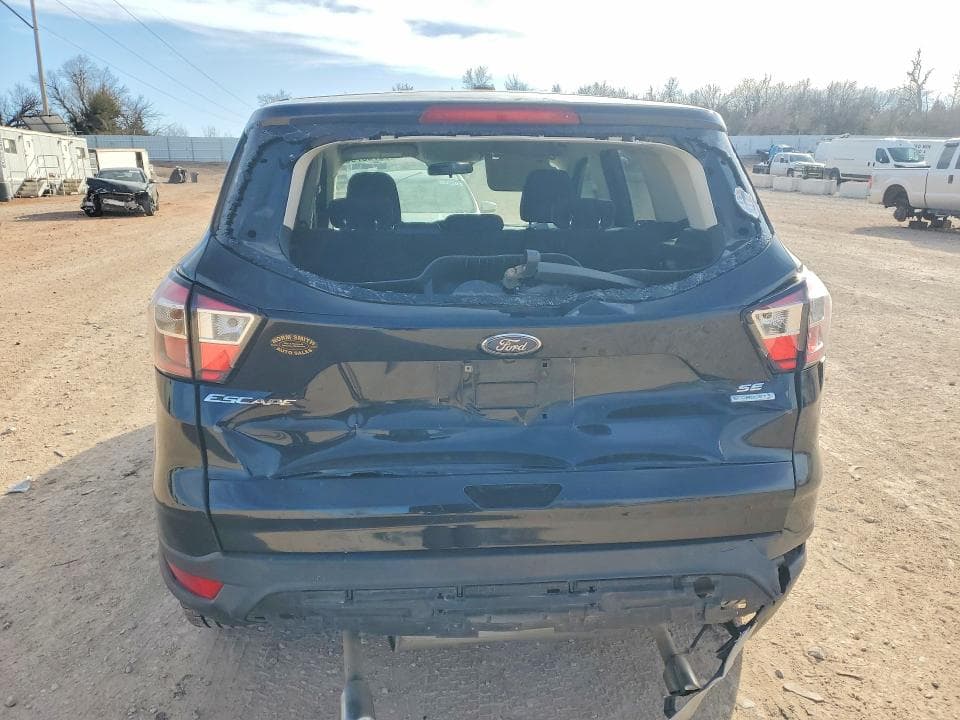 2017 FORD ESCAPE SE 6