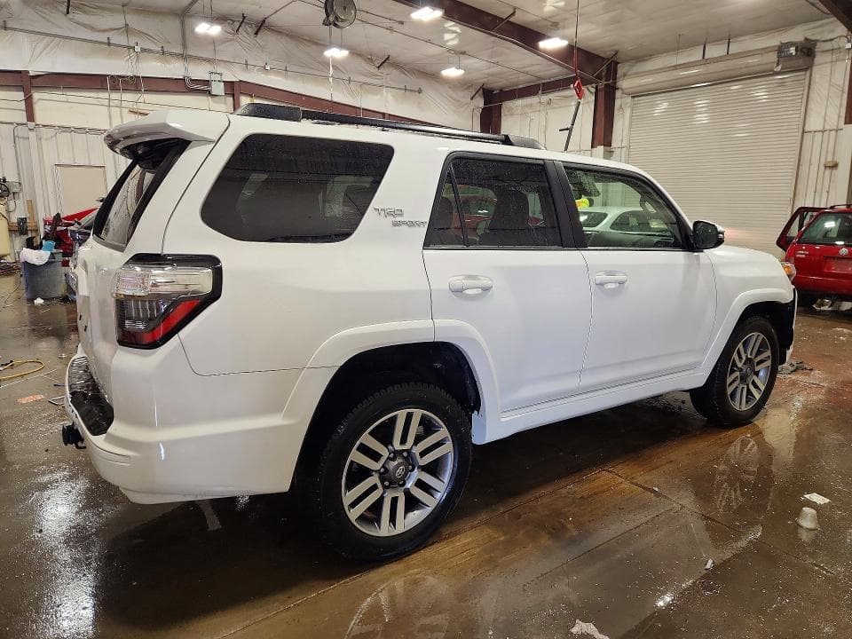 2022 TOYOTA 4RUNNER TRD SPORT 3
