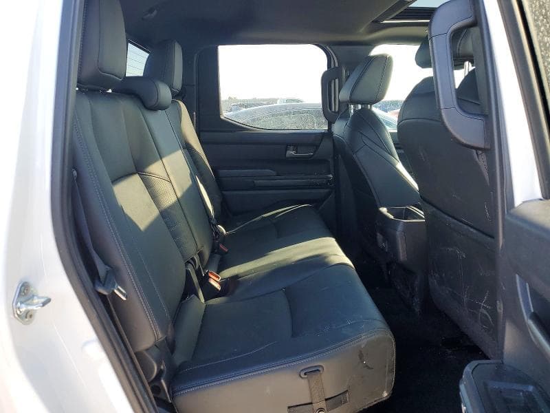 2025 TOYOTA TACOMA DOUBLE CAB 10