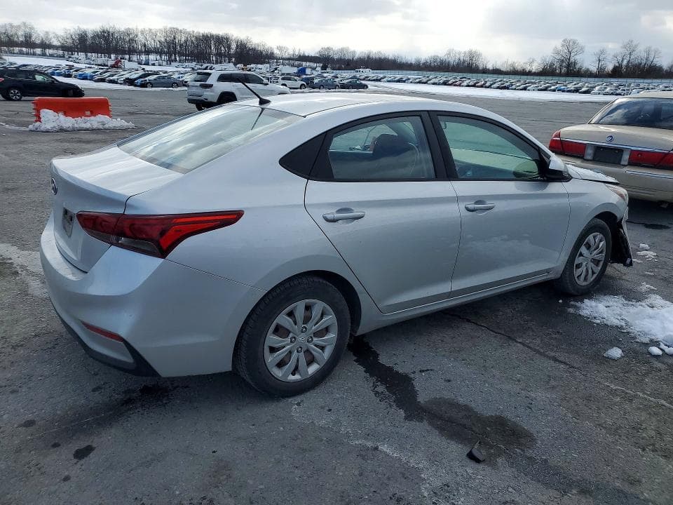 2020 HYUNDAI ACCENT SE 3