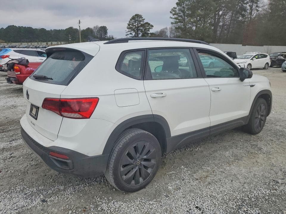 2022 VOLKSWAGEN TAOS S 3