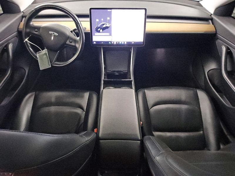 2018 TESLA MODEL 3 8