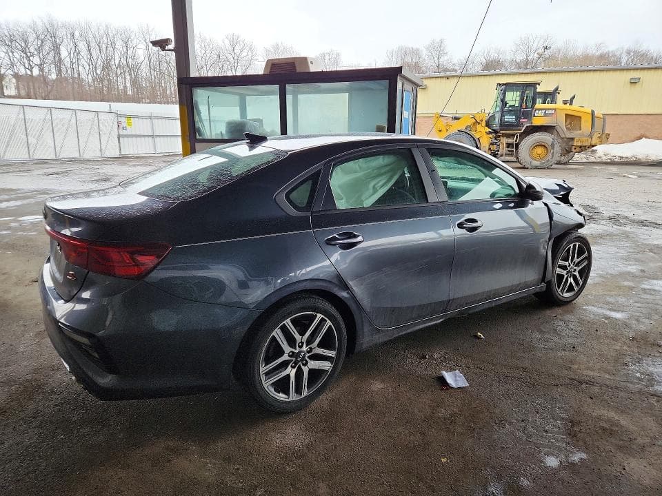 2019 KIA FORTE GT LINE 3